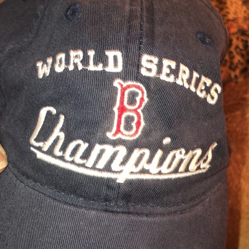 MLB  Boston RedSox World Series champions adjustable Navy baseball cap